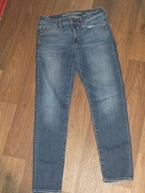 American Eagle Outfitters Women’s Medium Blue Skinny Jeans